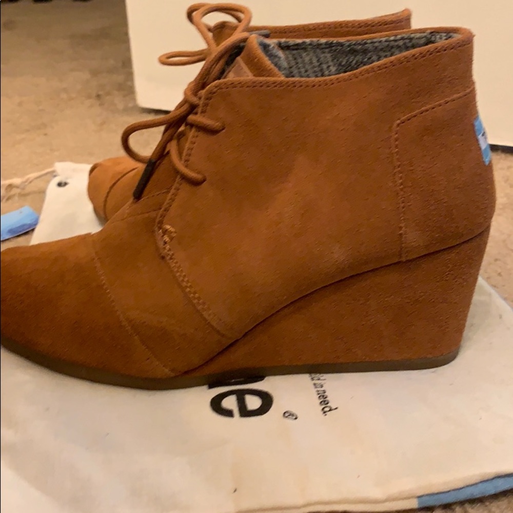 Tom booties - Picture 2 of 4